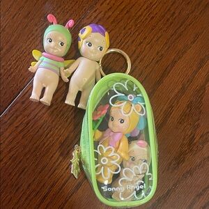 Sonny Angel Set with Green Case